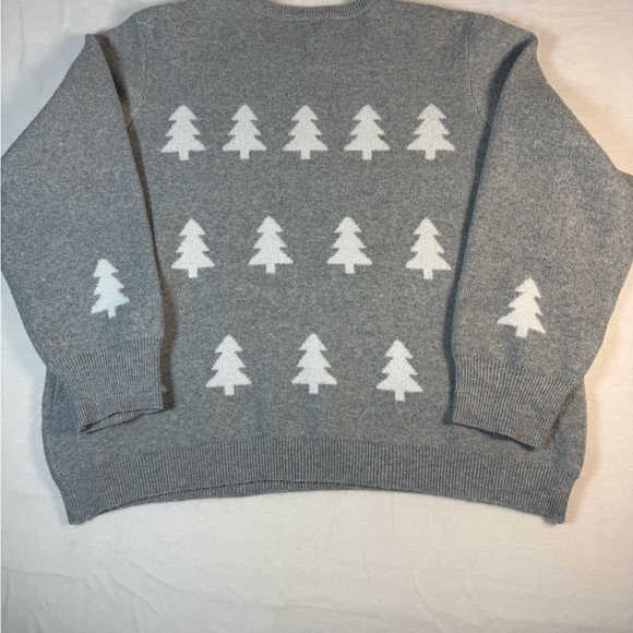 Holiday Time Grey Crew Neck Pullover Sweater with Christmas Tree's Size 3X - Picture 8 of 10